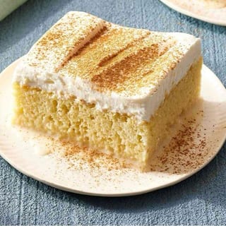 TIRAMISU CAKE